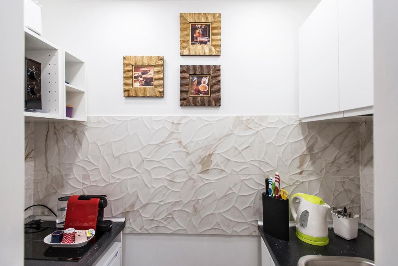 Apartment Near Trevi Fountain Rome Exterior photo