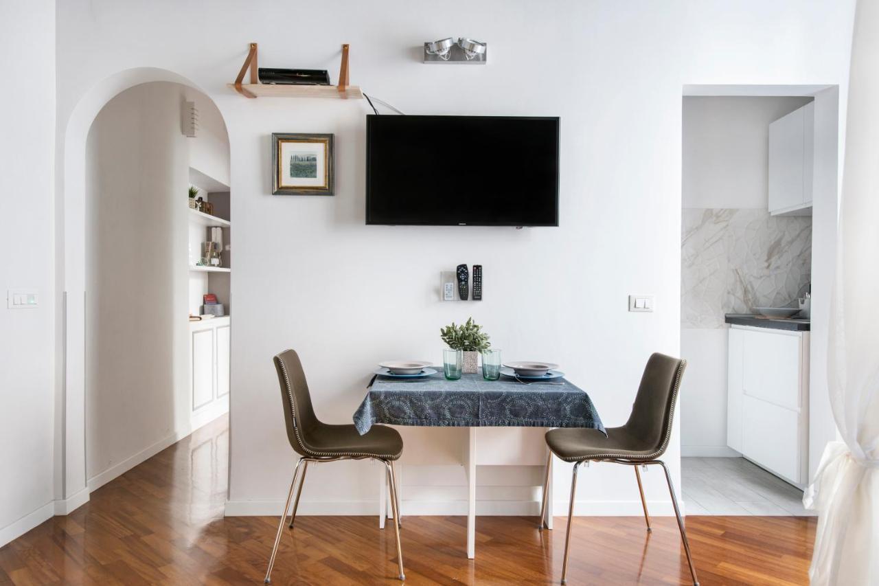 Apartment Near Trevi Fountain Rome Exterior photo